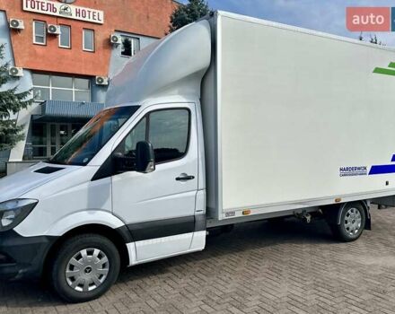 Белый Мерседес Sprinter, объемом двигателя 0 л и пробегом 261 тыс. км за 20950 $, фото 4 на Automoto.ua