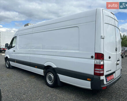 Белый Мерседес Sprinter, объемом двигателя 0 л и пробегом 245 тыс. км за 19800 $, фото 5 на Automoto.ua