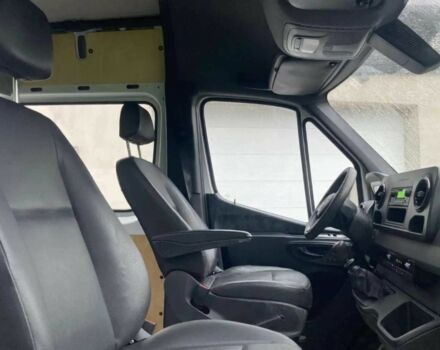 Белый Мерседес Sprinter, объемом двигателя 2.2 л и пробегом 50 тыс. км за 12000 $, фото 7 на Automoto.ua
