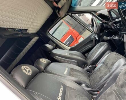 Білий Мерседес Sprinter, об'ємом двигуна 2.14 л та пробігом 368 тис. км за 26750 $, фото 42 на Automoto.ua