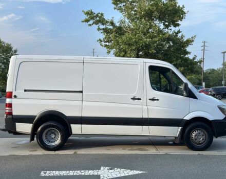 Белый Мерседес Sprinter, объемом двигателя 3 л и пробегом 83 тыс. км за 19000 $, фото 4 на Automoto.ua