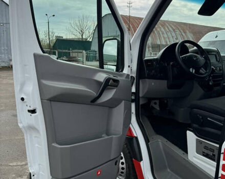 Белый Мерседес Sprinter, объемом двигателя 2.2 л и пробегом 205 тыс. км за 26700 $, фото 15 на Automoto.ua