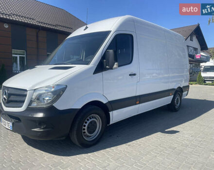 Белый Мерседес Sprinter, объемом двигателя 0 л и пробегом 350 тыс. км за 18000 $, фото 2 на Automoto.ua