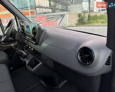 Білий Мерседес Sprinter, об'ємом двигуна 2.2 л та пробігом 307 тис. км за 22390 $, фото 38 на Automoto.ua