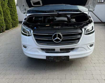 Белый Мерседес Sprinter, объемом двигателя 2.14 л и пробегом 304 тыс. км за 35000 $, фото 5 на Automoto.ua