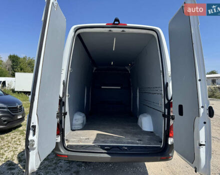 Белый Мерседес Sprinter, объемом двигателя 3 л и пробегом 270 тыс. км за 38000 $, фото 11 на Automoto.ua