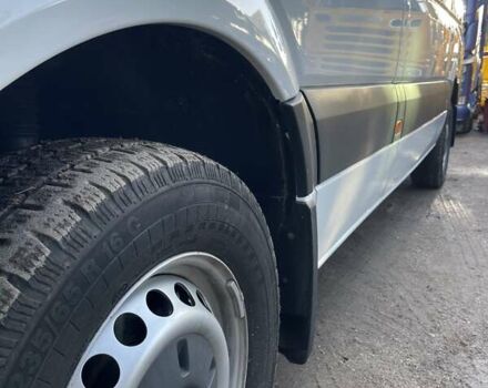 Белый Мерседес Sprinter, объемом двигателя 0 л и пробегом 200 тыс. км за 25898 $, фото 9 на Automoto.ua