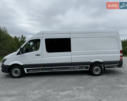 Белый Мерседес Sprinter, объемом двигателя 3 л и пробегом 289 тыс. км за 29800 $, фото 4 на Automoto.ua