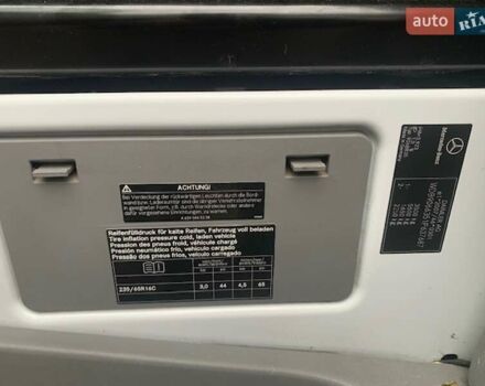 Белый Мерседес Sprinter, объемом двигателя 2.14 л и пробегом 163 тыс. км за 21075 $, фото 14 на Automoto.ua