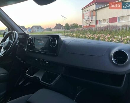 Белый Мерседес Sprinter, объемом двигателя 2.99 л и пробегом 330 тыс. км за 33500 $, фото 54 на Automoto.ua
