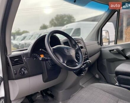 Білий Мерседес Sprinter, об'ємом двигуна 2.3 л та пробігом 160 тис. км за 18380 $, фото 33 на Automoto.ua