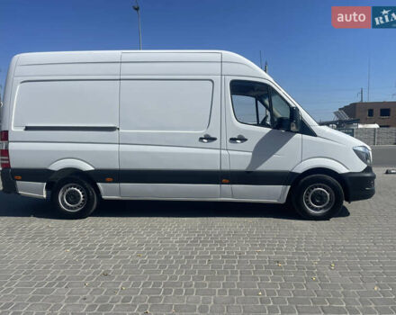 Белый Мерседес Sprinter, объемом двигателя 0 л и пробегом 350 тыс. км за 18000 $, фото 3 на Automoto.ua