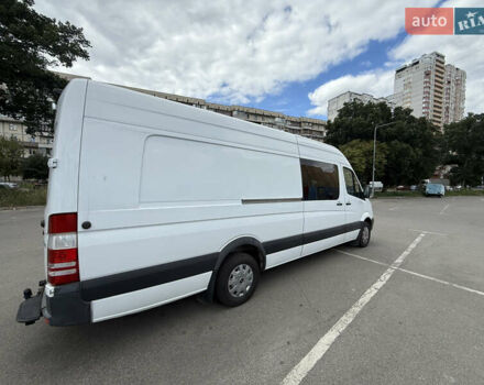 Белый Мерседес Sprinter, объемом двигателя 3 л и пробегом 404 тыс. км за 37000 $, фото 1 на Automoto.ua