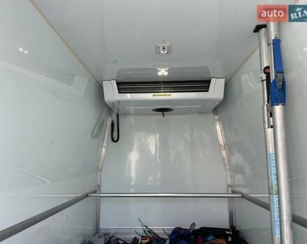 Белый Мерседес Sprinter, объемом двигателя 3 л и пробегом 517 тыс. км за 31800 $, фото 7 на Automoto.ua