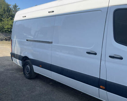 Белый Мерседес Sprinter, объемом двигателя 2.2 л и пробегом 256 тыс. км за 24028 $, фото 2 на Automoto.ua