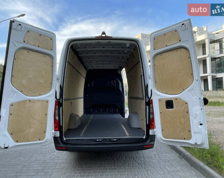 Білий Мерседес Sprinter, об'ємом двигуна 2.2 л та пробігом 280 тис. км за 23800 $, фото 56 на Automoto.ua