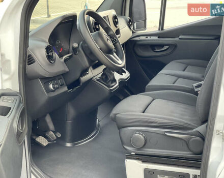 Белый Мерседес Sprinter, объемом двигателя 2.2 л и пробегом 45 тыс. км за 27800 $, фото 14 на Automoto.ua