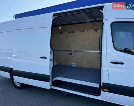 Белый Мерседес Sprinter, объемом двигателя 2.14 л и пробегом 261 тыс. км за 24900 $, фото 53 на Automoto.ua