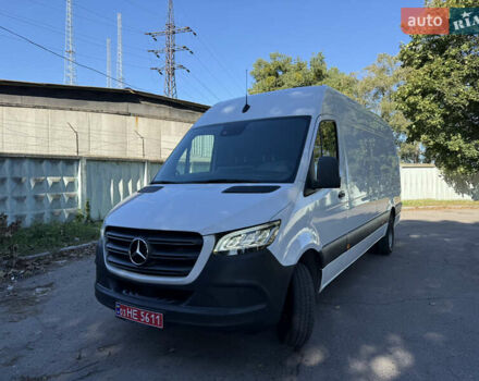 Белый Мерседес Sprinter, объемом двигателя 2.2 л и пробегом 270 тыс. км за 34900 $, фото 3 на Automoto.ua