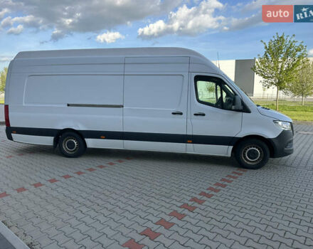 Белый Мерседес Sprinter, объемом двигателя 2.2 л и пробегом 360 тыс. км за 27000 $, фото 7 на Automoto.ua