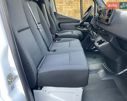 Білий Мерседес Sprinter, об'ємом двигуна 2.2 л та пробігом 280 тис. км за 23800 $, фото 37 на Automoto.ua