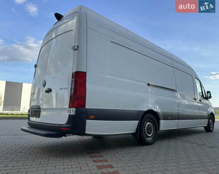 Белый Мерседес Sprinter, объемом двигателя 2.2 л и пробегом 360 тыс. км за 27000 $, фото 15 на Automoto.ua