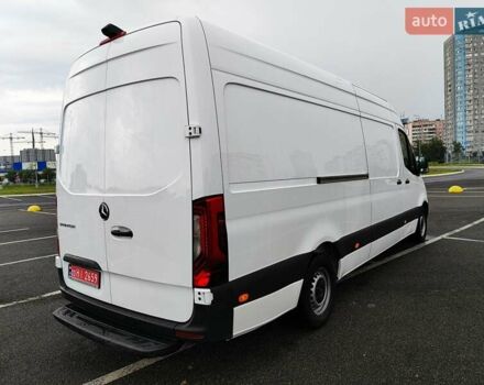 Белый Мерседес Sprinter, объемом двигателя 2.2 л и пробегом 233 тыс. км за 26999 $, фото 22 на Automoto.ua