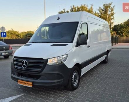 Белый Мерседес Sprinter, объемом двигателя 0 л и пробегом 236 тыс. км за 23555 $, фото 1 на Automoto.ua