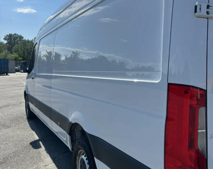 Белый Мерседес Sprinter, объемом двигателя 2.14 л и пробегом 260 тыс. км за 28000 $, фото 2 на Automoto.ua
