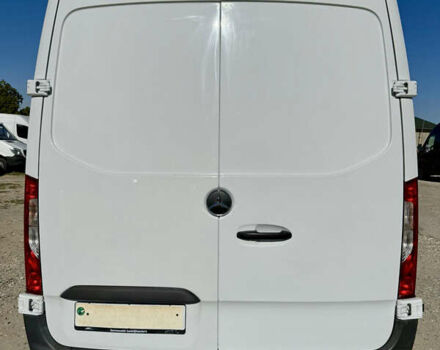 Белый Мерседес Sprinter, объемом двигателя 2.2 л и пробегом 301 тыс. км за 35500 $, фото 5 на Automoto.ua