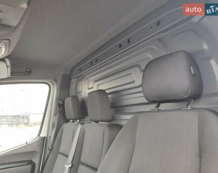 Белый Мерседес Sprinter, объемом двигателя 2.2 л и пробегом 233 тыс. км за 26999 $, фото 34 на Automoto.ua