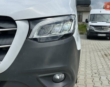 Белый Мерседес Sprinter, объемом двигателя 3 л и пробегом 330 тыс. км за 47589 $, фото 19 на Automoto.ua