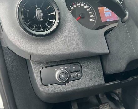 Белый Мерседес Sprinter, объемом двигателя 2.1 л и пробегом 220 тыс. км за 28402 $, фото 29 на Automoto.ua