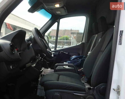 Белый Мерседес Sprinter, объемом двигателя 2.14 л и пробегом 176 тыс. км за 23000 $, фото 15 на Automoto.ua