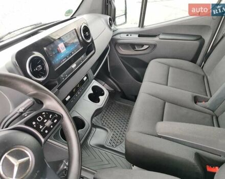 Белый Мерседес Sprinter, объемом двигателя 2.2 л и пробегом 233 тыс. км за 26999 $, фото 55 на Automoto.ua