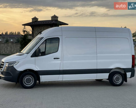 Белый Мерседес Sprinter, объемом двигателя 2.2 л и пробегом 51 тыс. км за 27800 $, фото 16 на Automoto.ua