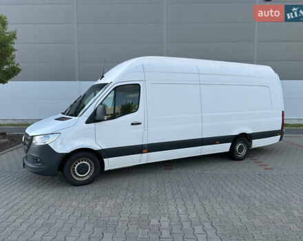 Белый Мерседес Sprinter, объемом двигателя 2.2 л и пробегом 360 тыс. км за 27000 $, фото 2 на Automoto.ua