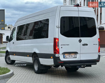Белый Мерседес Sprinter, объемом двигателя 2.99 л и пробегом 250 тыс. км за 65000 $, фото 5 на Automoto.ua