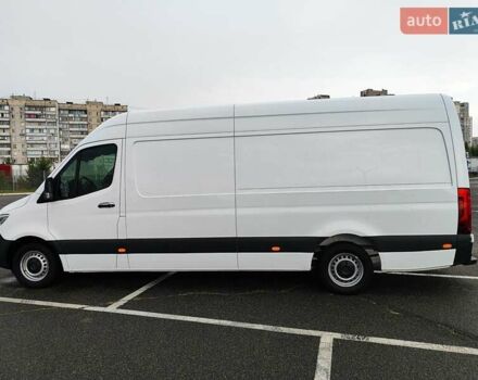 Белый Мерседес Sprinter, объемом двигателя 2.2 л и пробегом 233 тыс. км за 26999 $, фото 17 на Automoto.ua