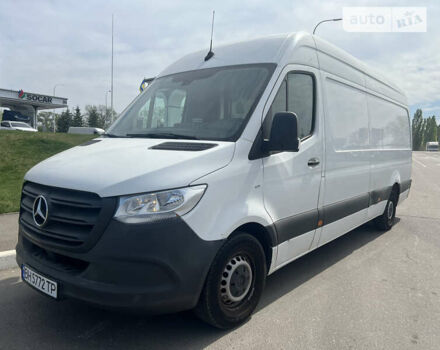 Белый Мерседес Sprinter, объемом двигателя 2.14 л и пробегом 112 тыс. км за 27500 $, фото 1 на Automoto.ua