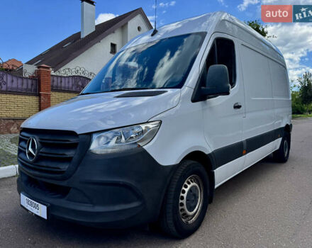 Белый Мерседес Sprinter, объемом двигателя 2.2 л и пробегом 360 тыс. км за 22900 $, фото 3 на Automoto.ua