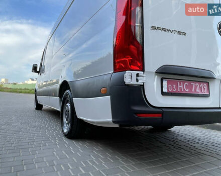 Білий Мерседес Sprinter, об'ємом двигуна 2.2 л та пробігом 280 тис. км за 23800 $, фото 75 на Automoto.ua
