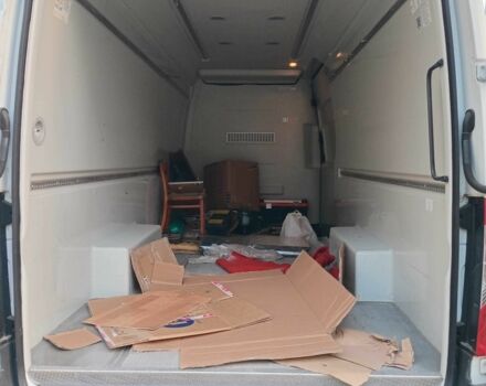 Белый Мерседес Sprinter, объемом двигателя 2.1 л и пробегом 533 тыс. км за 24500 $, фото 4 на Automoto.ua