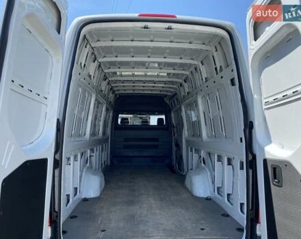 Белый Мерседес Sprinter, объемом двигателя 2.2 л и пробегом 165 тыс. км за 23350 $, фото 32 на Automoto.ua