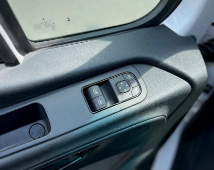 Мерседес Sprinter 2019 в Киеве на Automoto.ua Белый Мерседес Sprinter, объемом двигателя 2.2 л и пробегом 239 тыс. км за 32900 $, фото 17 на Automoto.ua