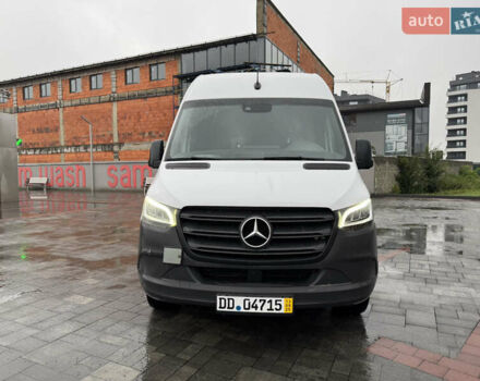 Белый Мерседес Sprinter, объемом двигателя 2.14 л и пробегом 256 тыс. км за 29992 $, фото 1 на Automoto.ua