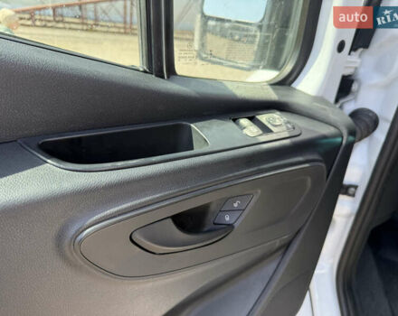 Белый Мерседес Sprinter, объемом двигателя 3 л и пробегом 128 тыс. км за 33000 $, фото 11 на Automoto.ua