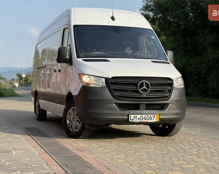 Белый Мерседес Sprinter, объемом двигателя 2.14 л и пробегом 280 тыс. км за 30027 $, фото 1 на Automoto.ua