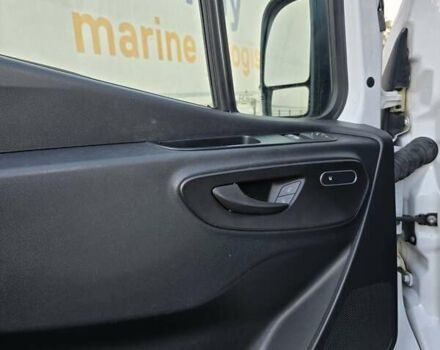 Белый Мерседес Sprinter, объемом двигателя 2.99 л и пробегом 650 тыс. км за 37000 $, фото 37 на Automoto.ua