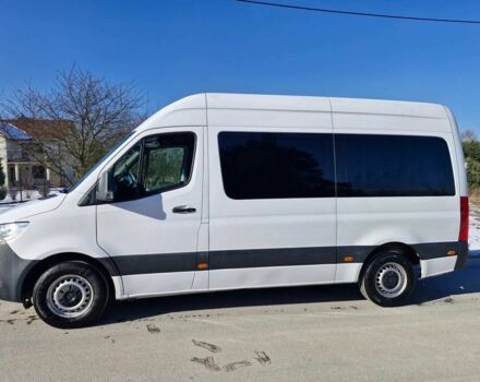 Белый Мерседес Sprinter, объемом двигателя 2.1 л и пробегом 140 тыс. км за 22000 $, фото 3 на Automoto.ua